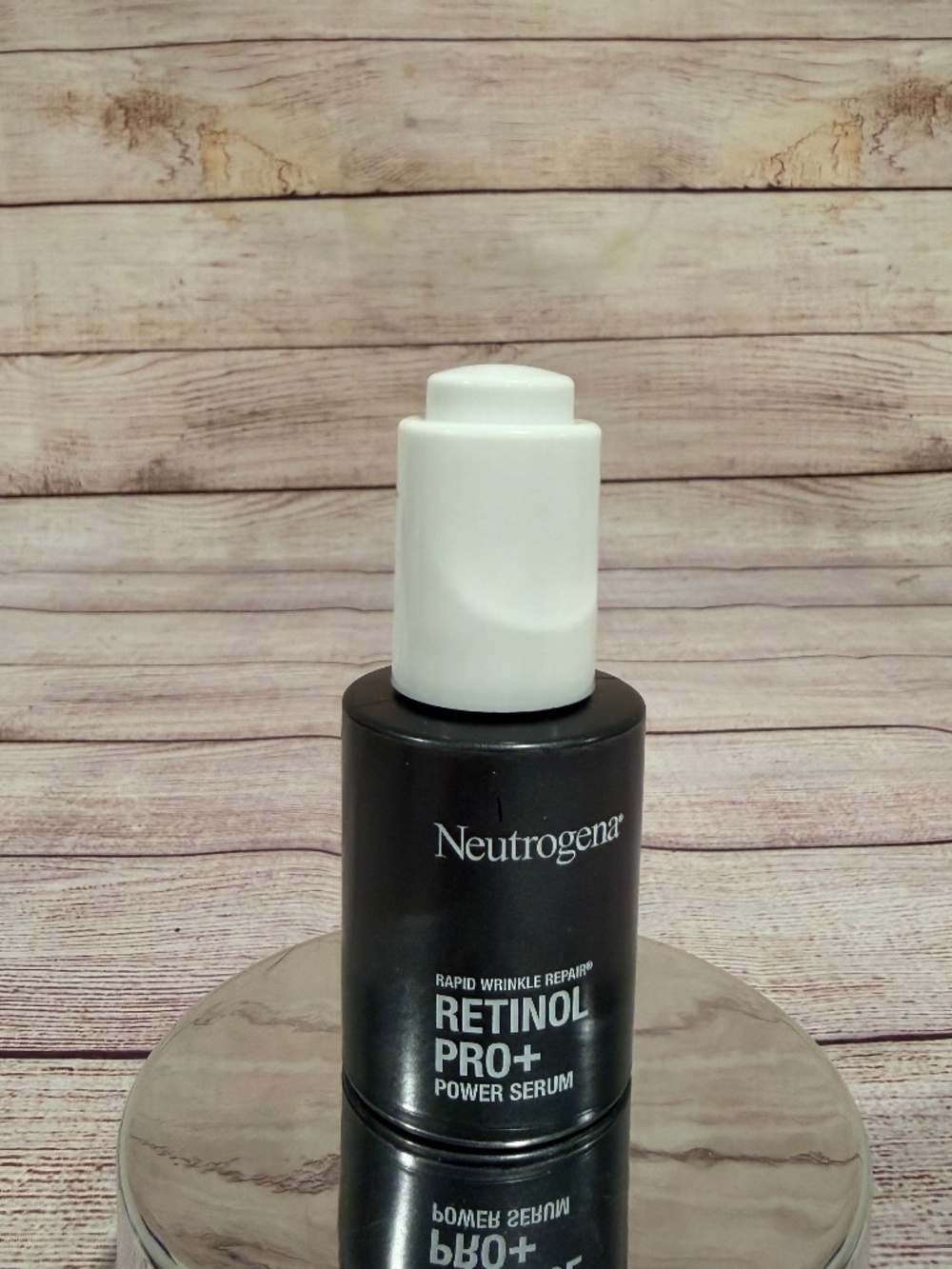 Neutrogena Rapid Wrinkle Repair Retinol Pro+ Power Serum 1.0 oz. NEW -NO BOX